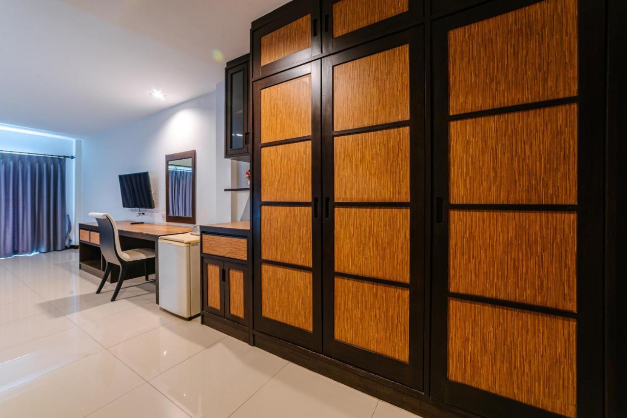 Ratana Hotel Sakdidet, Phuket Town Exterior photo